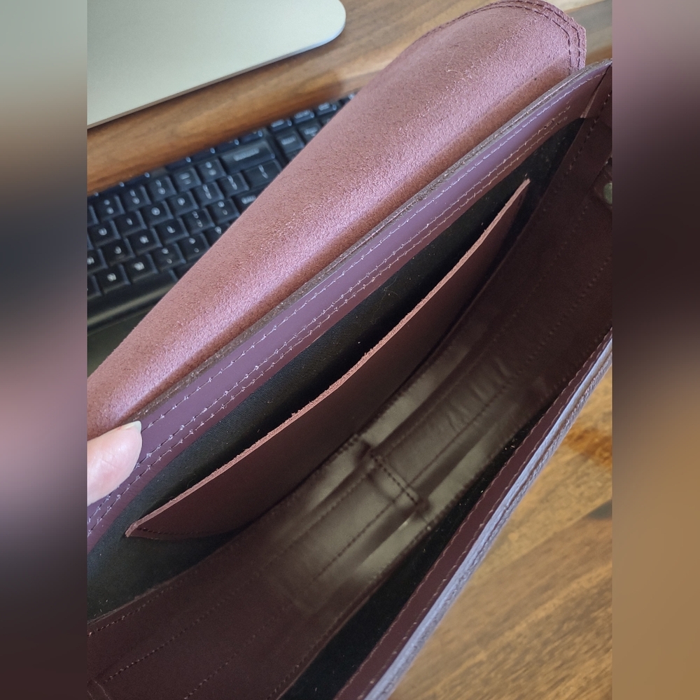 Leather Crossbody Shoulder Bag And Wallet - Picture 6 of 16